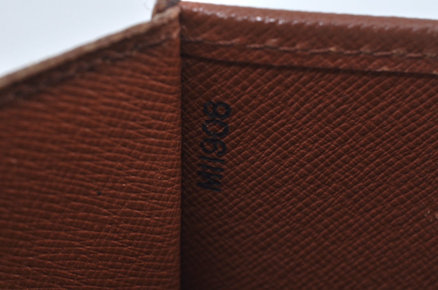 Authentic Louis Vuitton Monogram Bordeaux M51797 2Way Shoulder Clutch Bag L0230