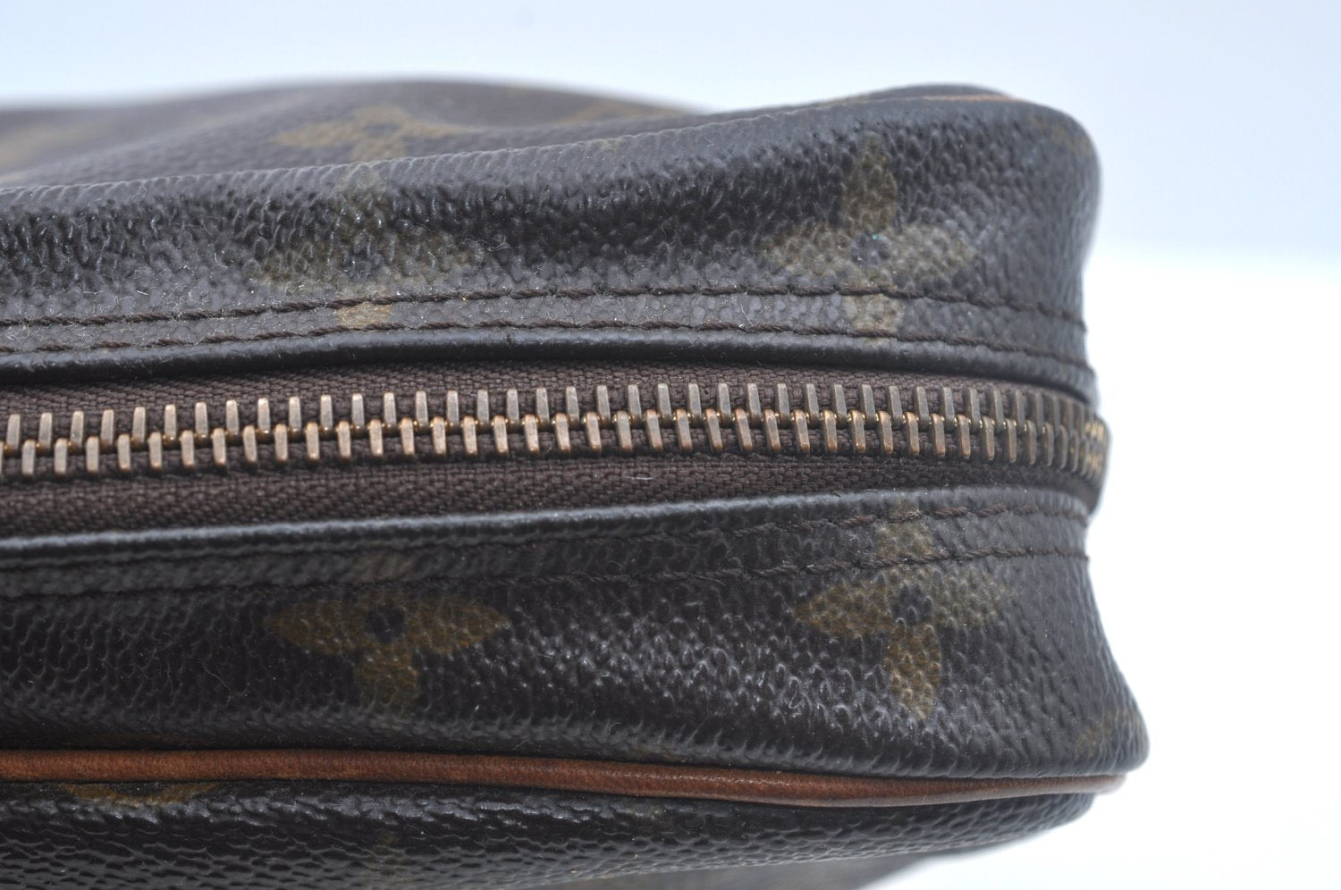 Authentic Louis Vuitton Monogram Porte Documents Voyage M53361 Briefcase L0234