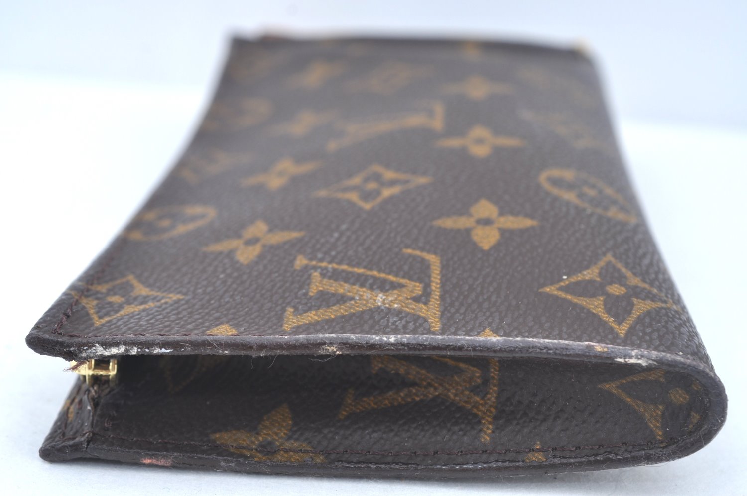 Authentic Louis Vuitton Monogram Pouch For Bucket GM LV L0237