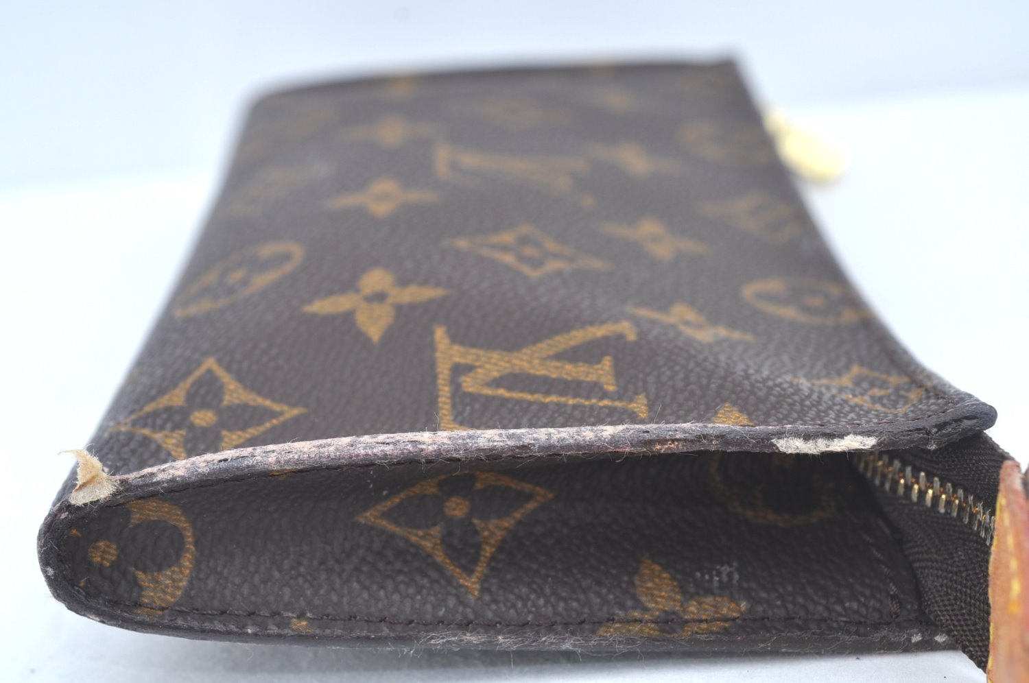 Authentic Louis Vuitton Monogram Pouch For Bucket GM LV L0237