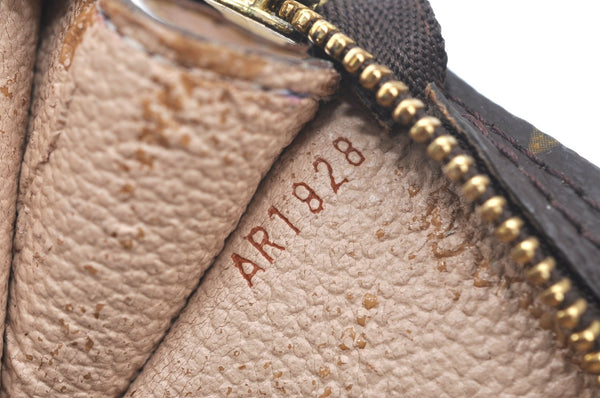 Authentic Louis Vuitton Monogram Pouch For Bucket GM LV L0237