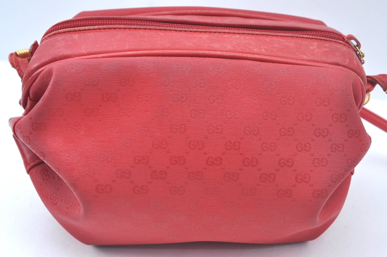 Authentic GUCCI Micro GG PVC Leather Shoulder Cross Body Bag Purse Red L0247