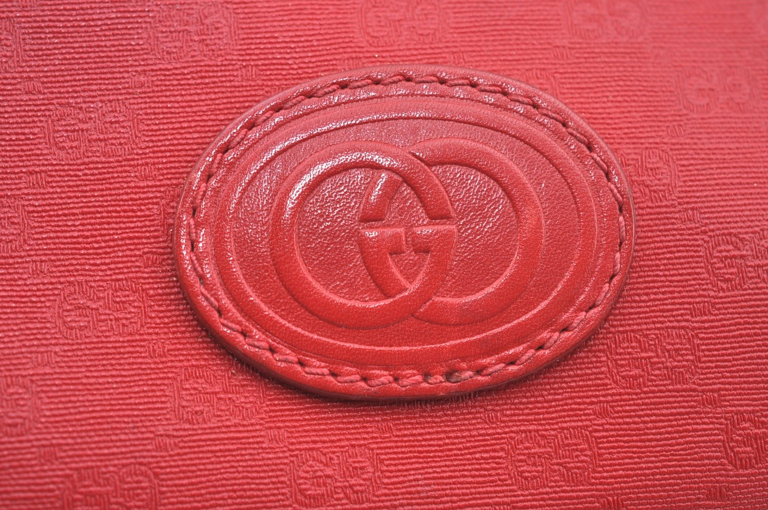 Authentic GUCCI Micro GG PVC Leather Shoulder Cross Body Bag Purse Red L0247
