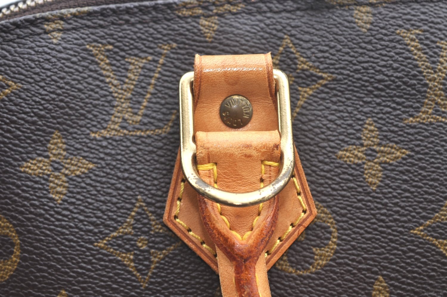 Authentic Louis Vuitton Monogram Alma Hand Bag Purse M51130 LV L0248