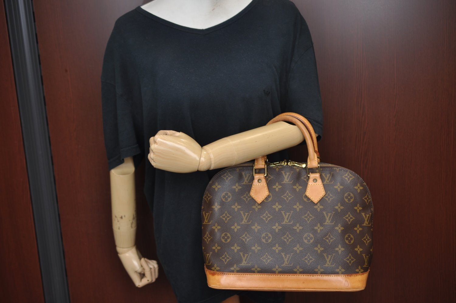 Authentic Louis Vuitton Monogram Alma Hand Bag Purse M51130 LV L0248