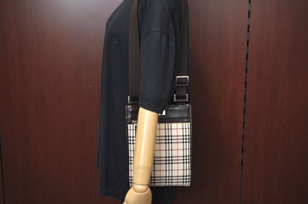 Authentic BURBERRY Nova Check Shoulder Cross Body Bag Canvas Leather Beige L0254