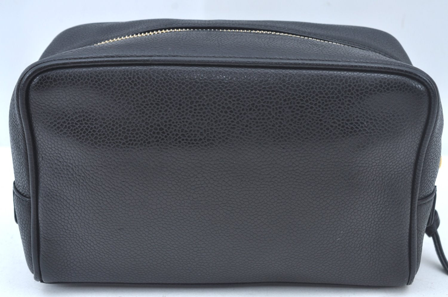 Authentic CHANEL Caviar Skin CC Logo Cosmetic Pouch Purse Black L0257