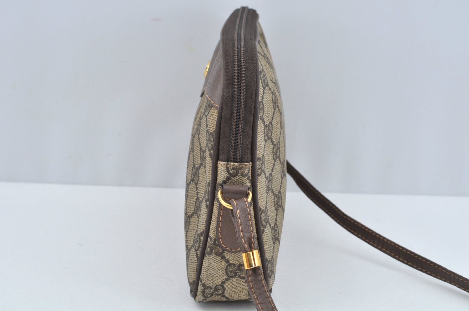 Authentic GUCCI GG Shoulder Cross Body Bag PVC Leather Brown L0265