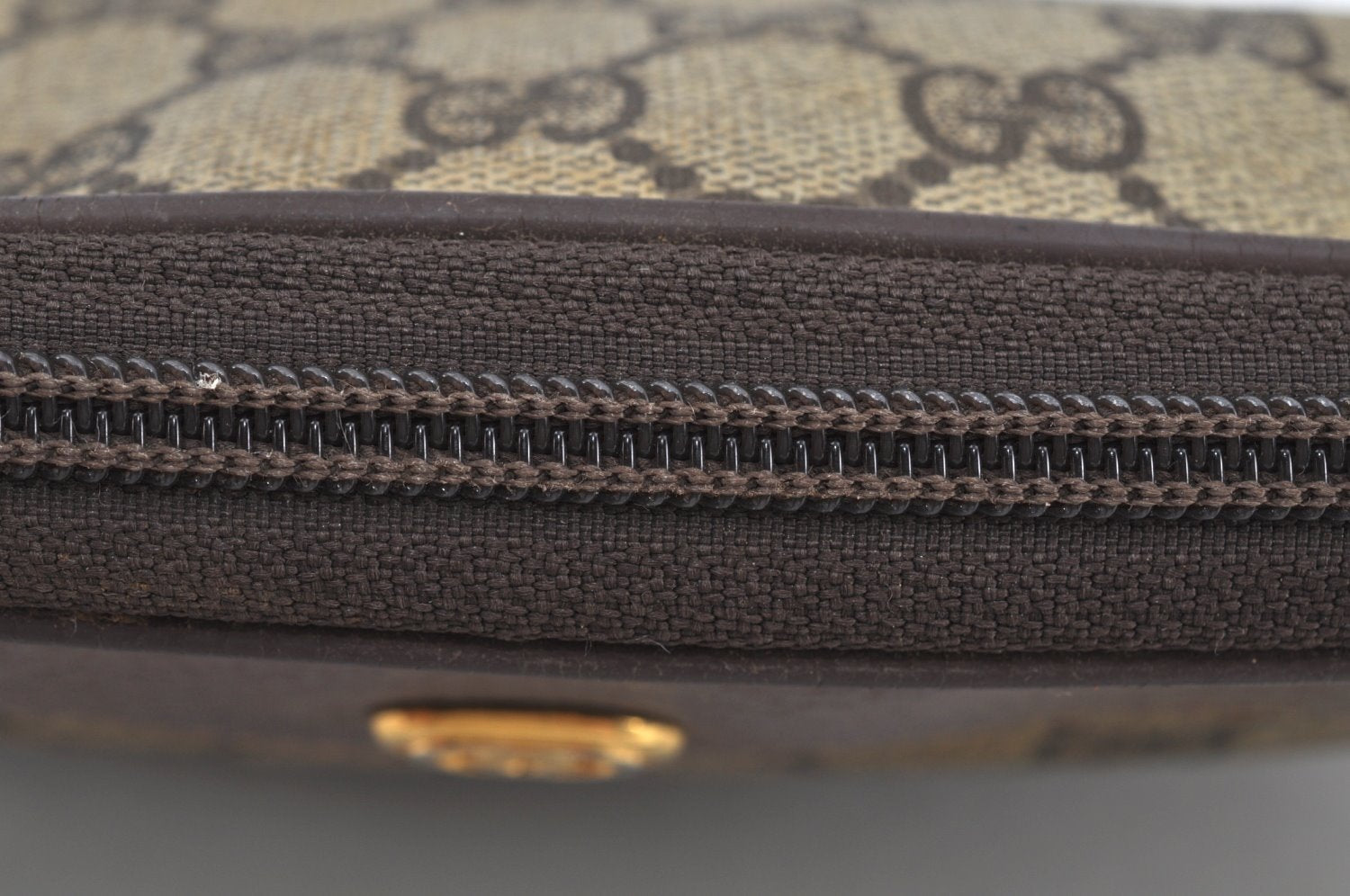 Authentic GUCCI GG Shoulder Cross Body Bag PVC Leather Brown L0265