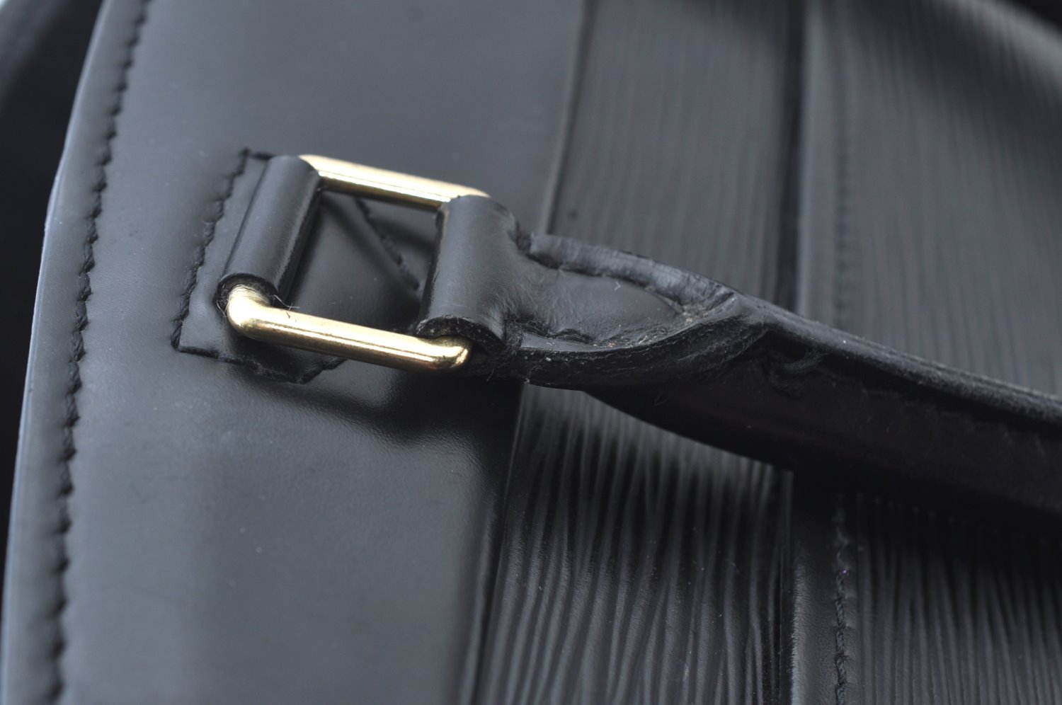 Authentic Louis Vuitton Epi Riviera Hand Bag Black M48182 LV Junk L0267