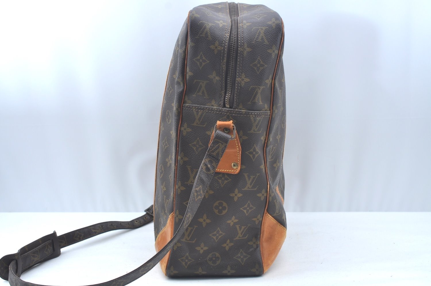 Auth Louis Vuitton Monogram Grand Marceau Shoulder Cross Bag Old Model LV L0268