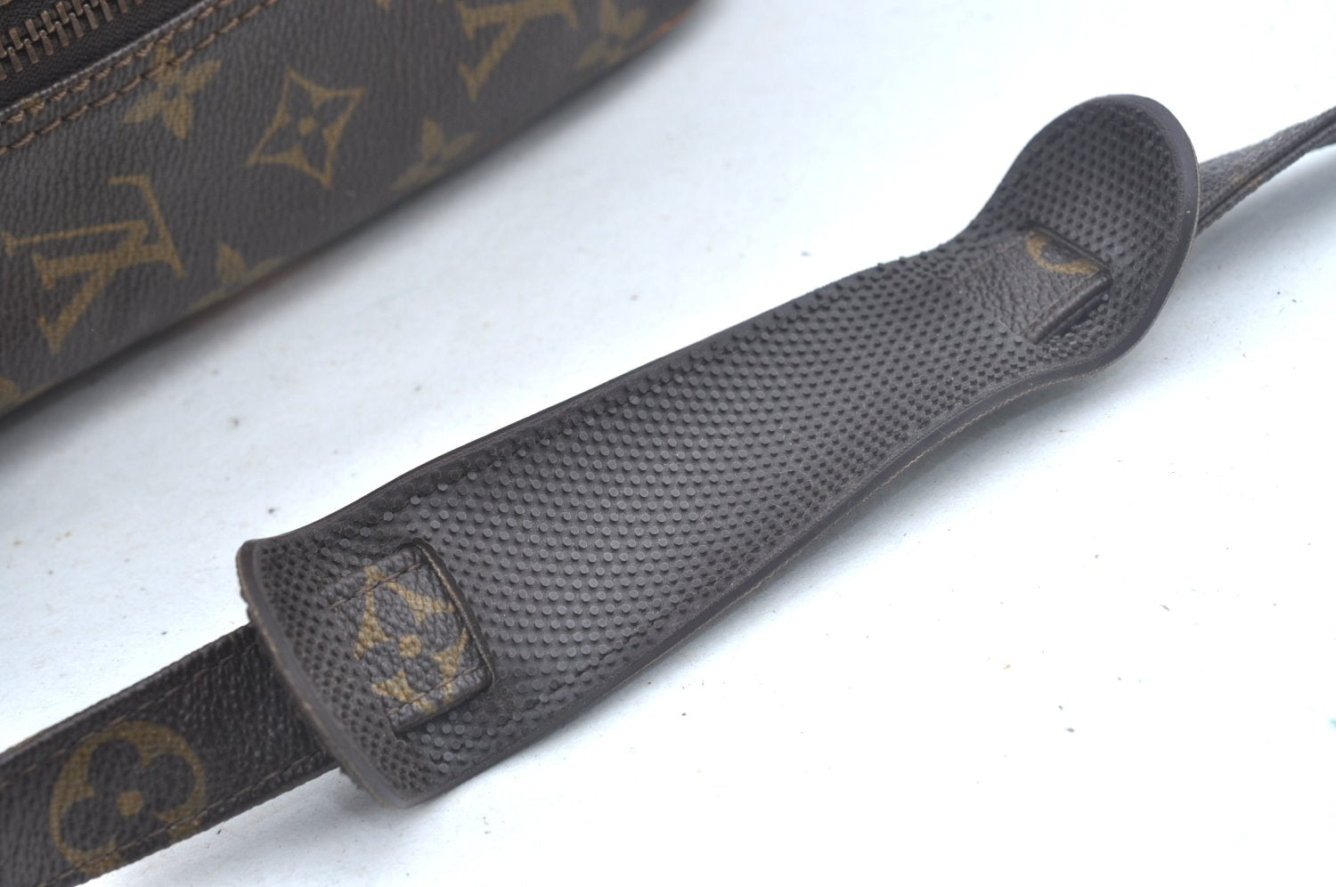 Auth Louis Vuitton Monogram Grand Marceau Shoulder Cross Bag Old Model LV L0268