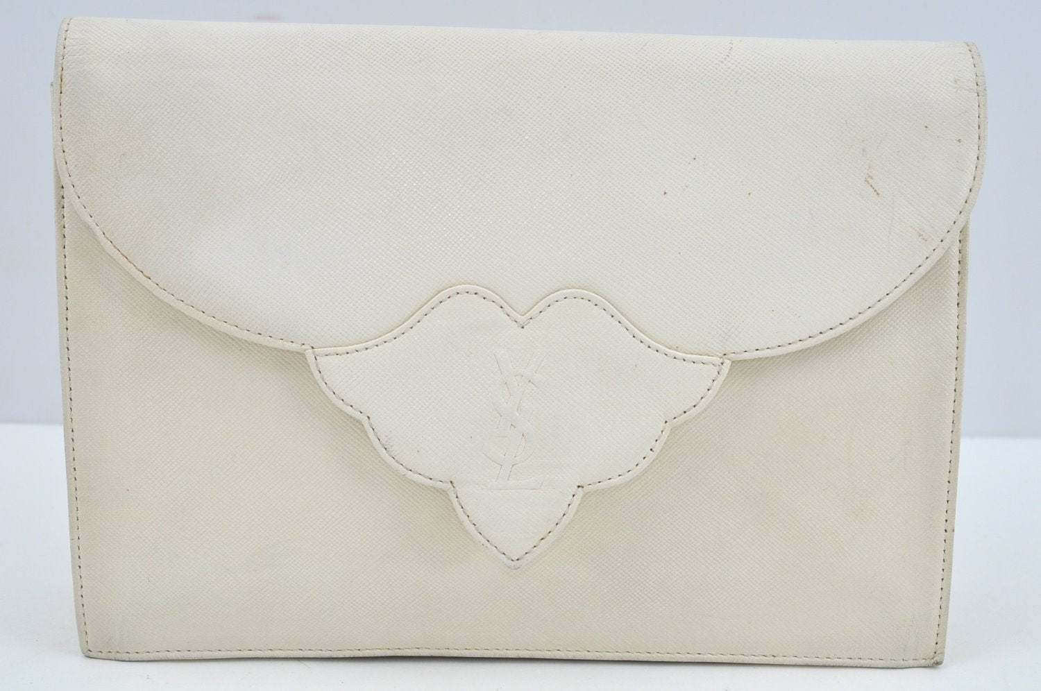 Authentic YVES SAINT LAURENT Clutch Hand Bag Purse Leather White L0270