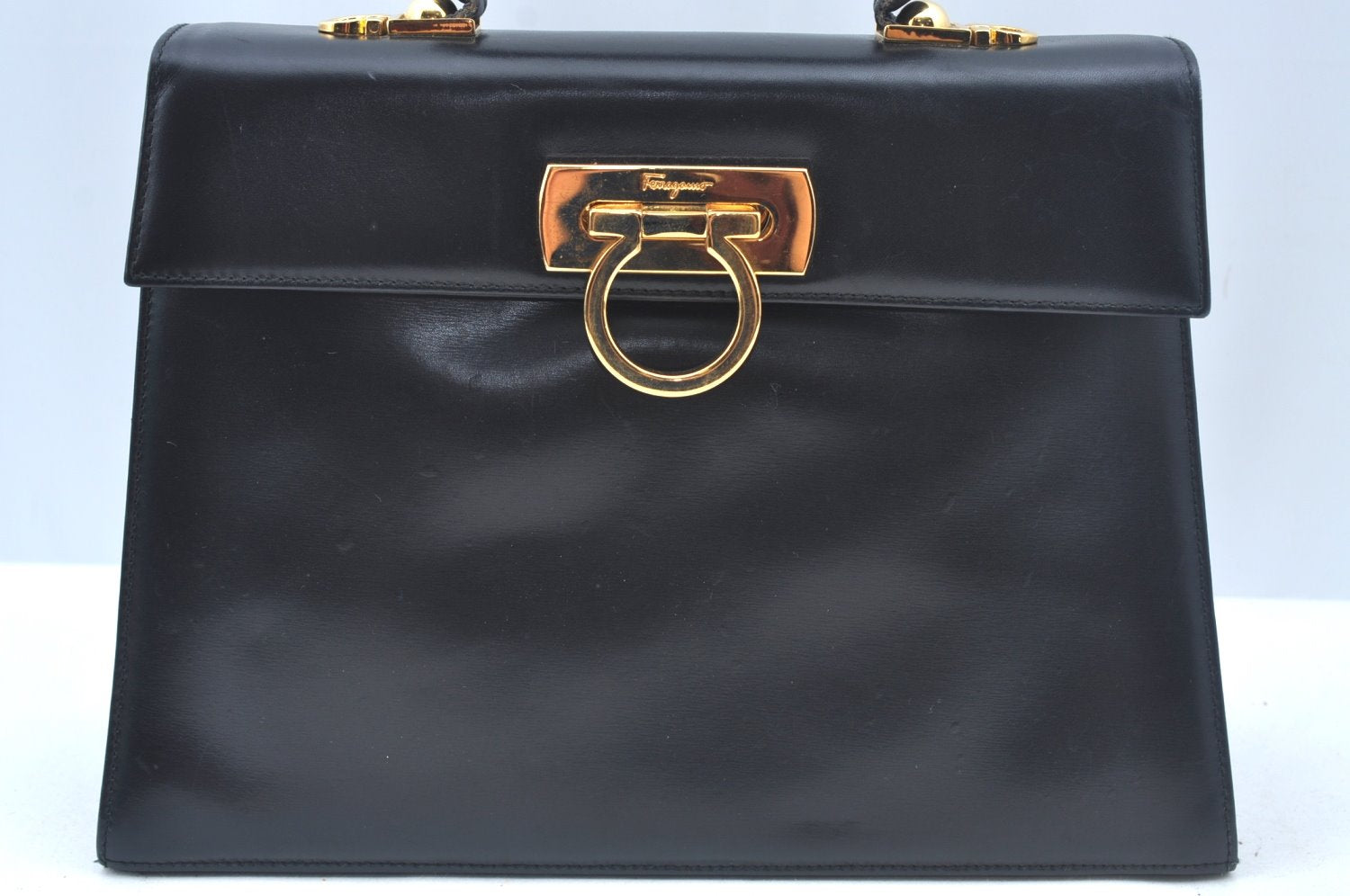 Authentic Salvatore Ferragamo Gancini Leather 2 Way Shoulder Hand Bag Black L0274
