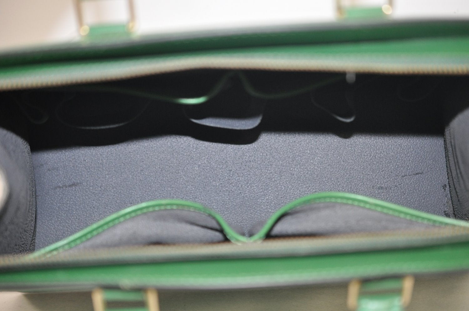 Authentic Louis Vuitton Epi Riviera Hand Bag Green M48184 LV Junk L0287