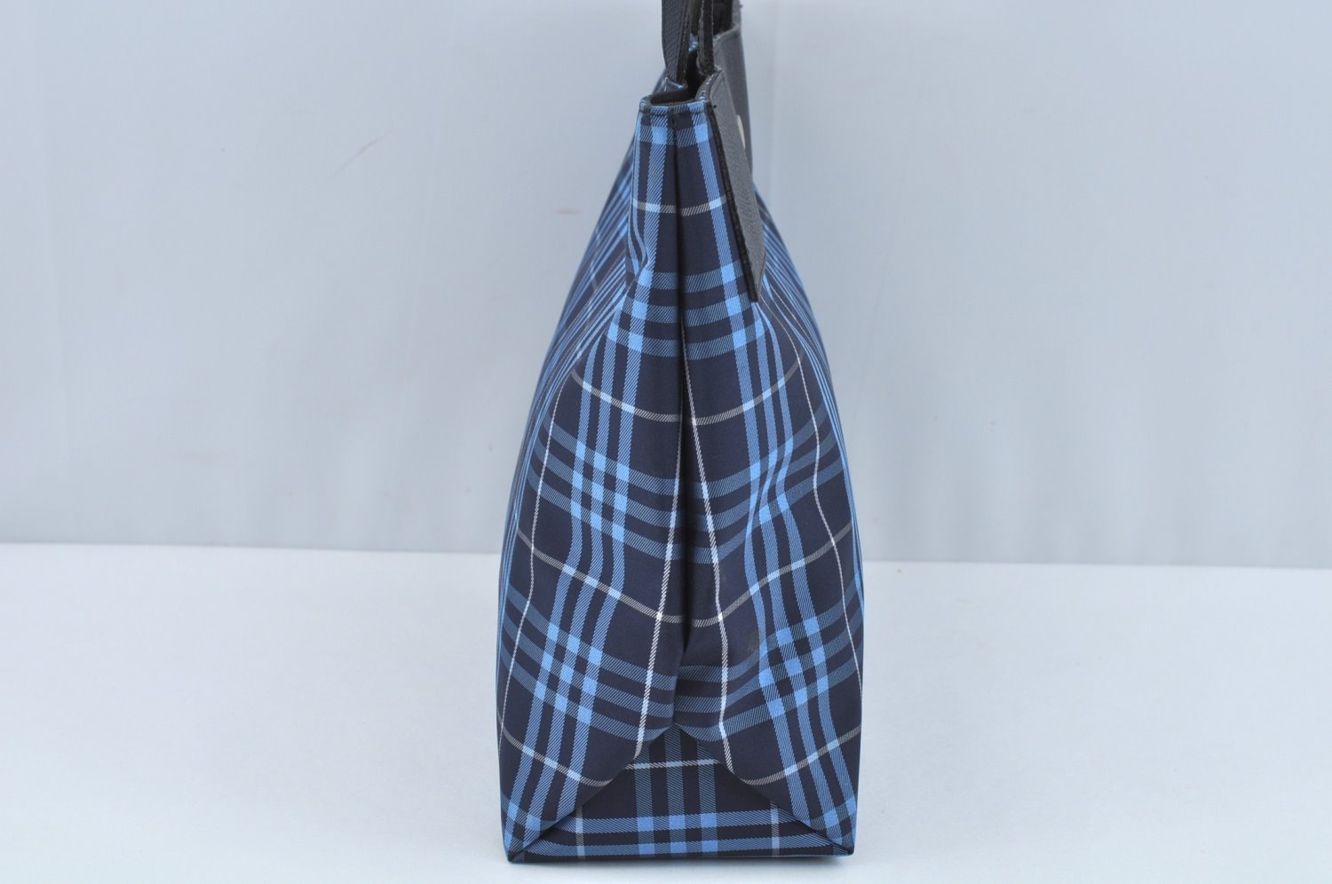 Authentic BURBERRY Check Hand Bag Nylon Leather Blue Navy L0289