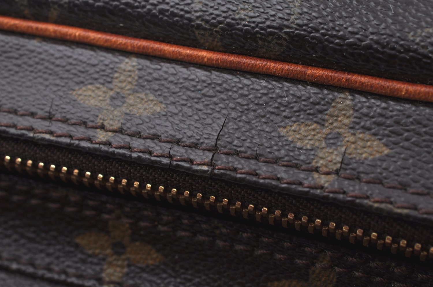 Authentic Louis Vuitton Monogram Nile Shoulder Cross Body Bag M45244 Junk L0320