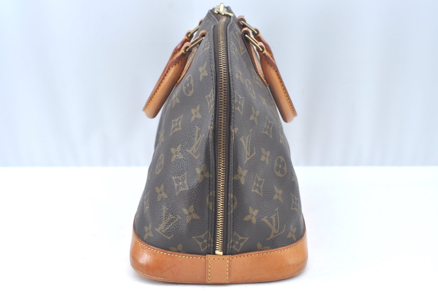 Authentic Louis Vuitton Monogram Alma Hand Bag Purse M51130 LV L0328