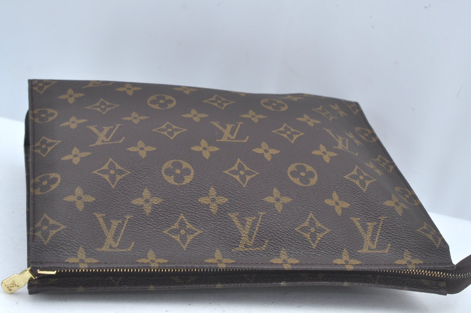 Authentic Louis Vuitton Monogram Poche Toilette 26 Cosmetics Pouch Junk L0329