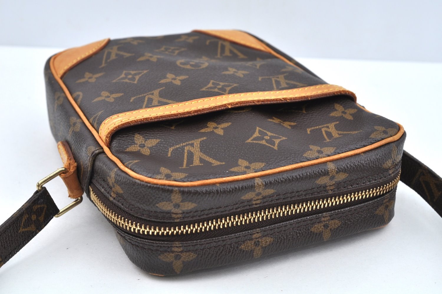 Authentic Louis Vuitton Monogram Danube Shoulder Cross Body Bag M45266 LV L0331