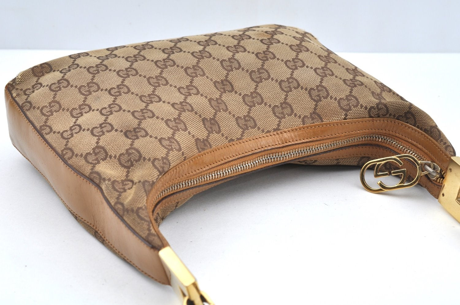 Authentic GUCCI Shoulder Bag Purse GG Canvas Leather 0013812 Brown L0339