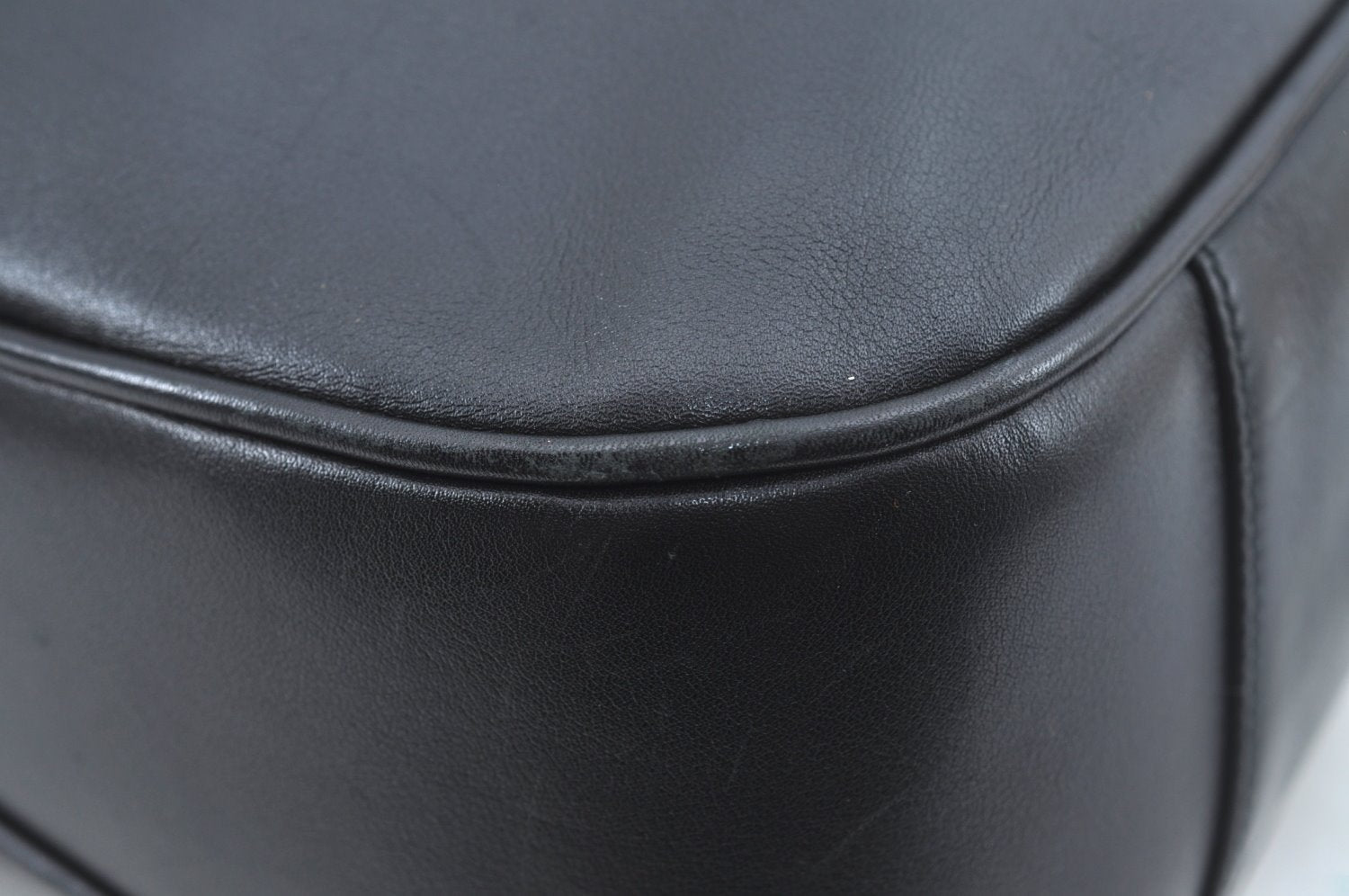 Authentic GUCCI Bamboo Shoulder Bag Leather Black L0344