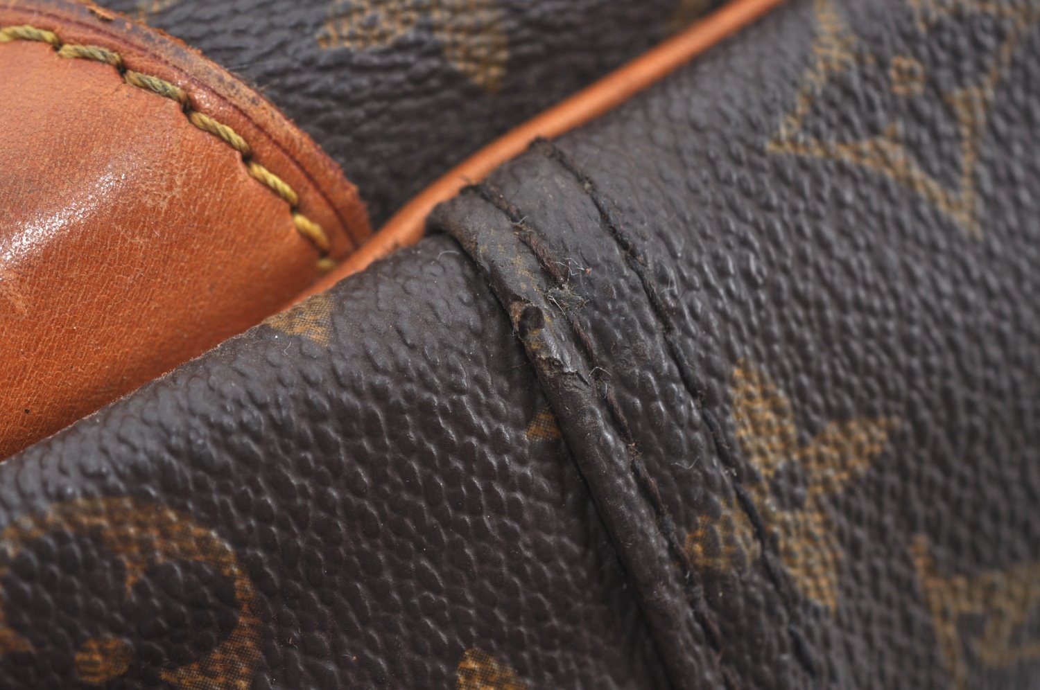 Authentic Louis Vuitton Monogram Sirius 50 Travel Boston Bag M41406 LV L0345