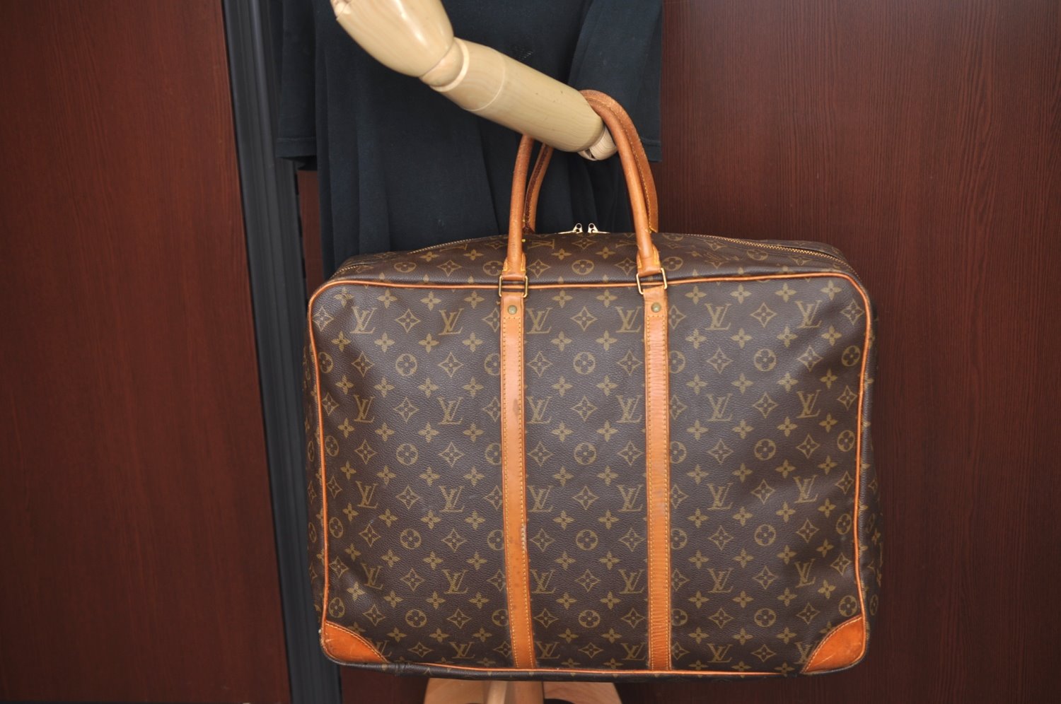 Authentic Louis Vuitton Monogram Sirius 50 Travel Boston Bag M41406 LV L0345
