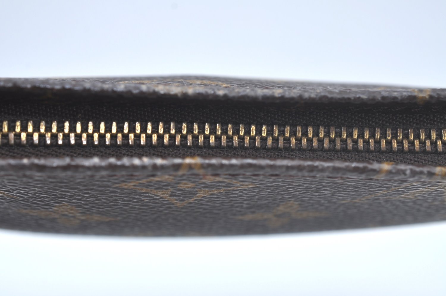 Authentic Louis Vuitton Monogram Pouch For Bucket PM LV Junk L0348