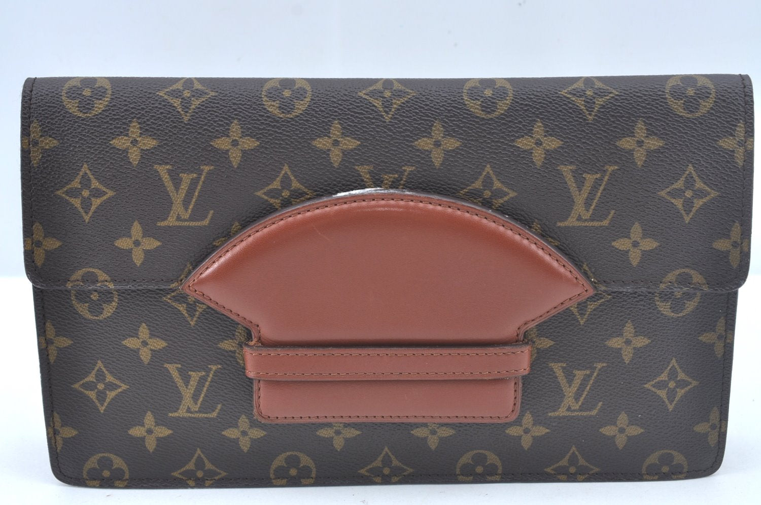 Authentic Louis Vuitton Monogram Chaillot Clutch Bag M51788 LV L0360