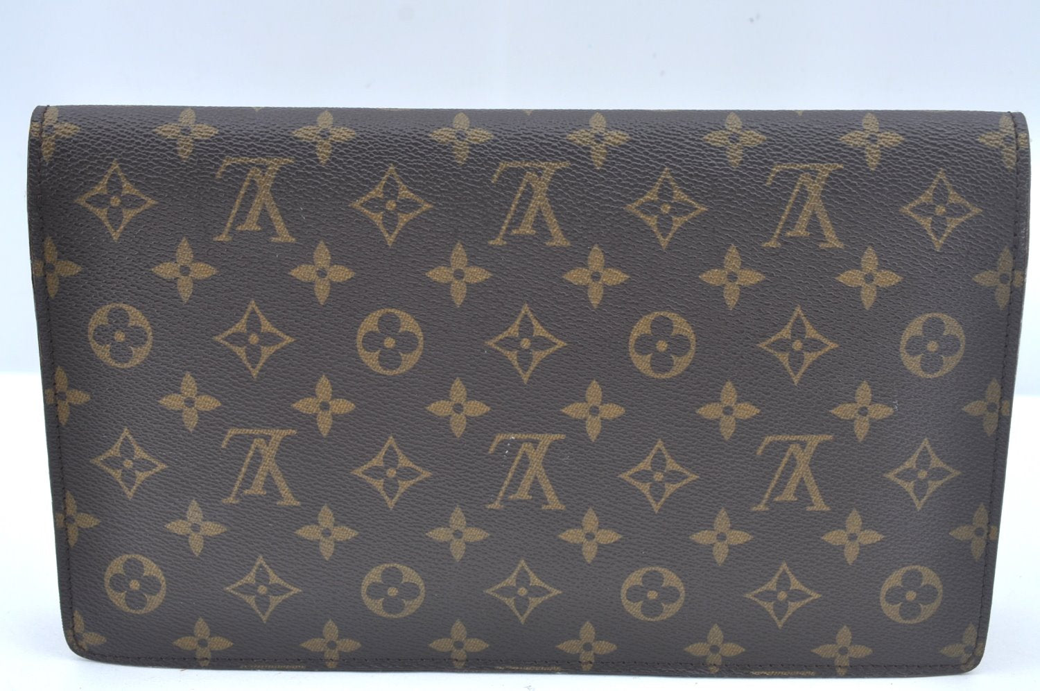 Authentic Louis Vuitton Monogram Chaillot Clutch Bag M51788 LV L0360