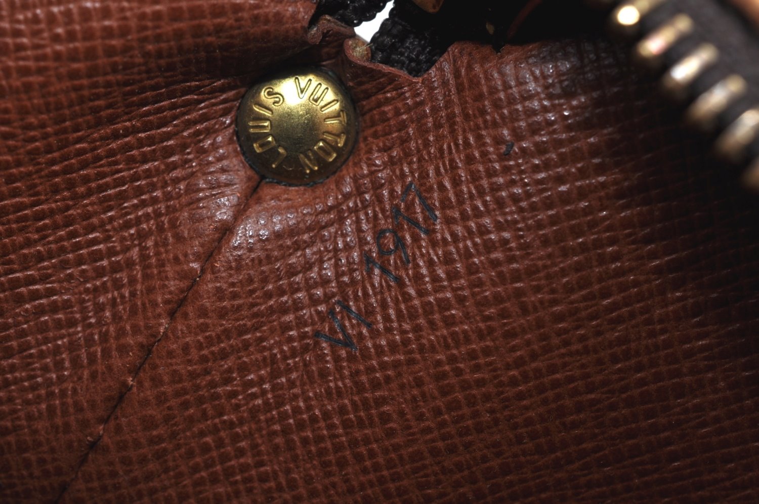 Authentic Louis Vuitton Monogram Drouot Shoulder Cross Body Bag M51290 LV L0367