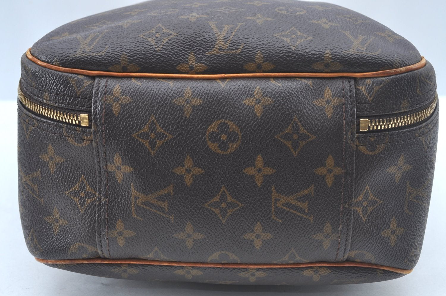 Authentic Louis Vuitton Monogram Excursion Hand Bag M41450 LV L0368