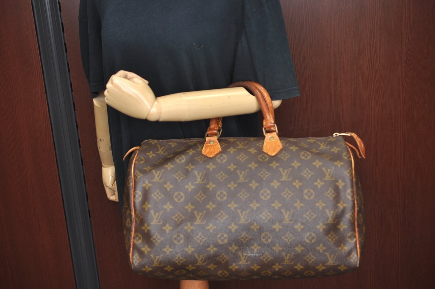 Authentic Louis Vuitton Monogram Speedy 40 Hand Boston Bag Old Model LV L0370