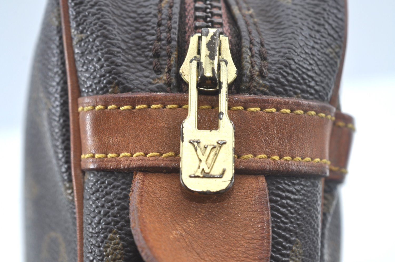 Authentic Louis Vuitton Monogram Compiegne 28 Clutch Hand Bag M51845 LV L0376