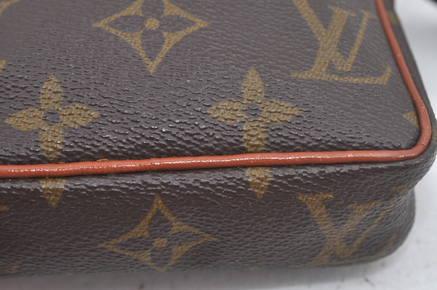 Auth Louis Vuitton Monogram Mini Poche Danube Shoulder Cross Bag Old Model L0378