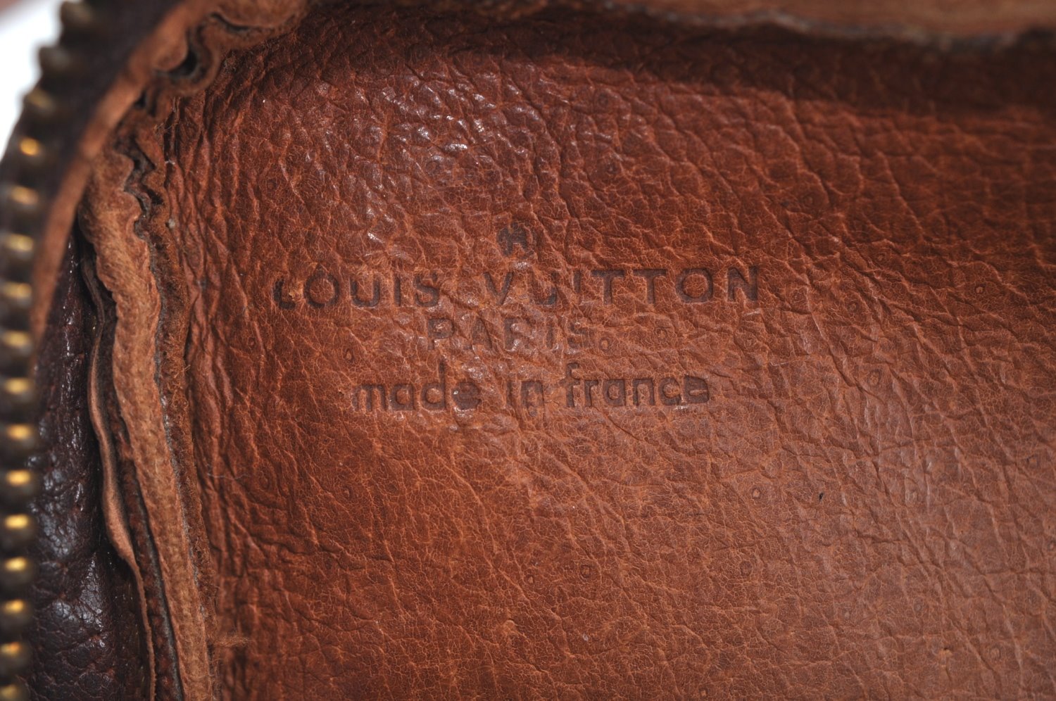 Auth Louis Vuitton Monogram Mini Poche Danube Shoulder Cross Bag Old Model L0378