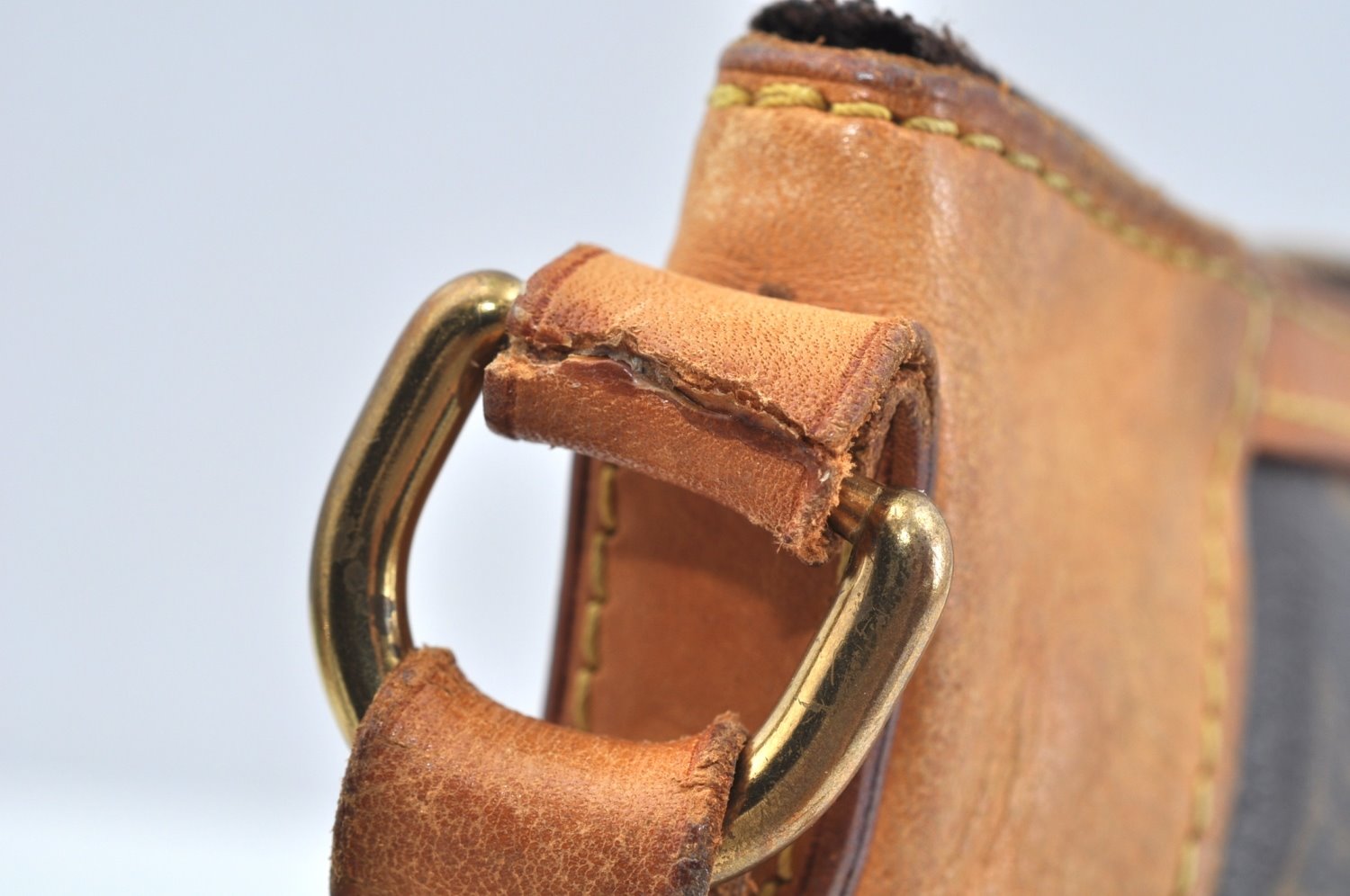 Authentic Louis Vuitton Monogram Odeon PM Shoulder Cross Bag M56390 LV L0381