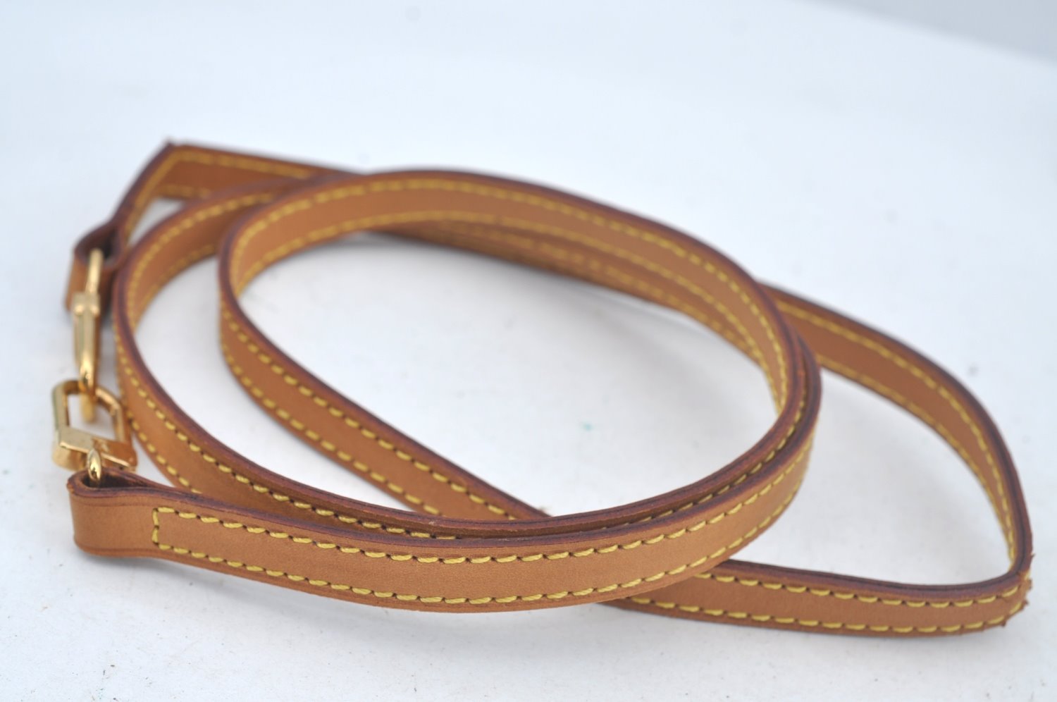Authentic Louis Vuitton Leather Shoulder Strap Beige LV L0383