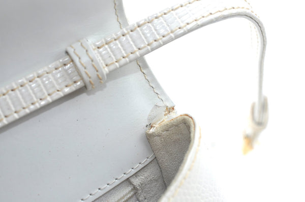 Authentic GUCCI Shoulder Cross Body Bag Purse Leather White L0388