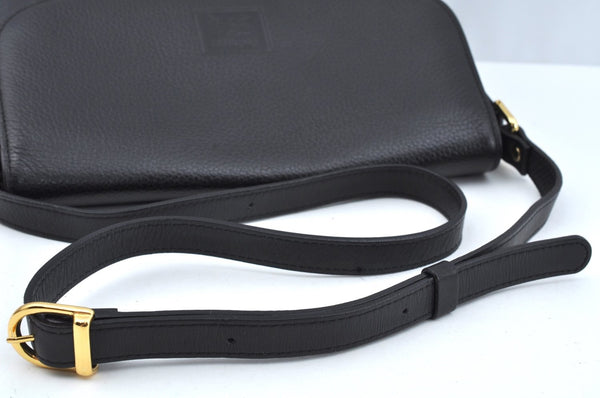 Authentic Burberrys Vintage Leather Shoulder Cross Body Bag Purse Black L0396