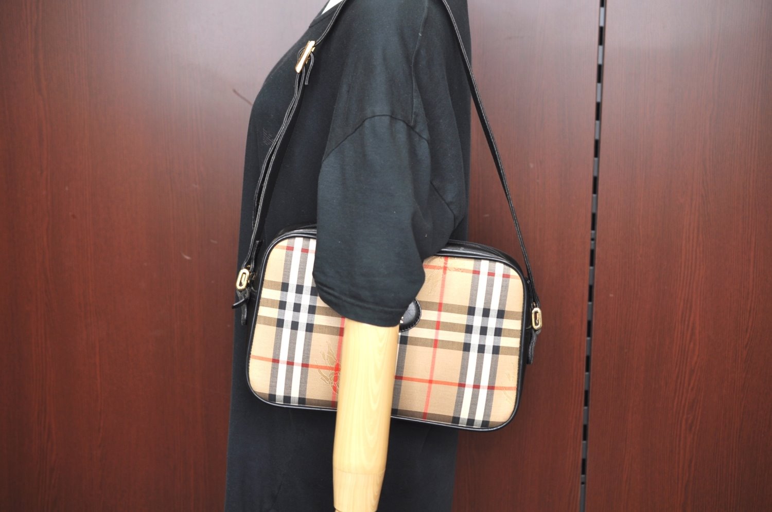 Authentic Burberrys Nova Check Shoulder Cross Body Bag Canvas Beige L0419