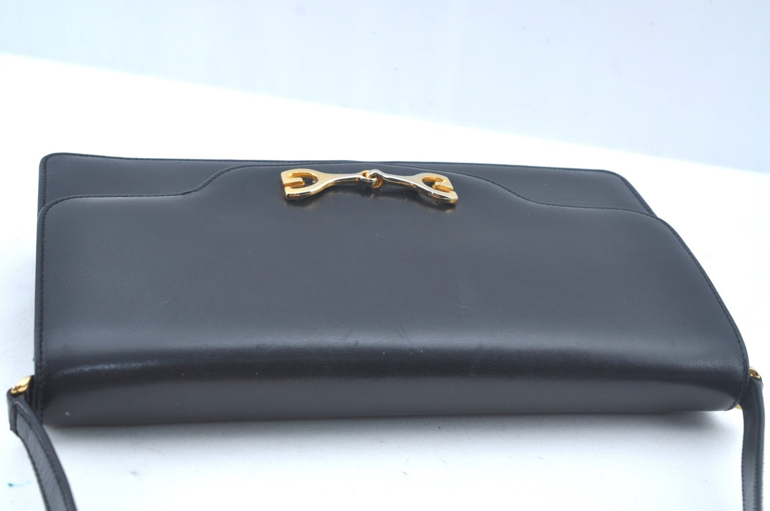 Authentic GUCCI Shoulder Cross Body Bag Purse Leather Black L0421
