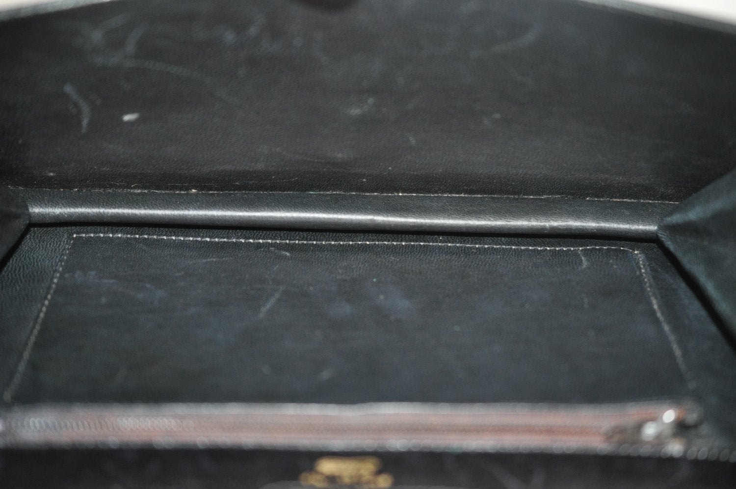 Authentic GUCCI Shoulder Cross Body Bag Purse Leather Black L0421