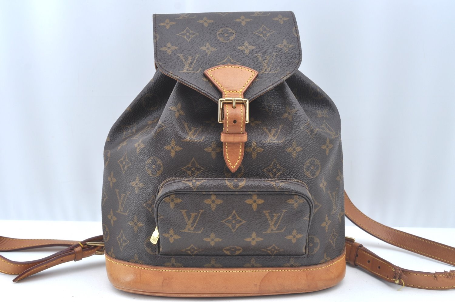 Authentic Louis Vuitton Monogram Montsouris MM Backpack M51136 LV L0424
