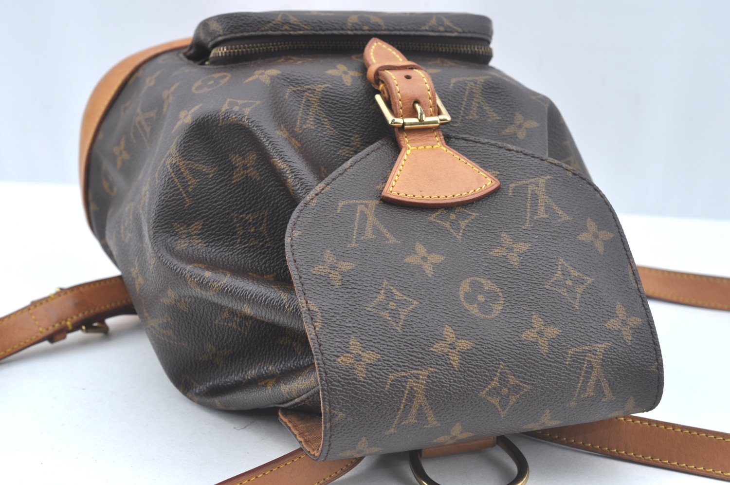 Authentic Louis Vuitton Monogram Montsouris MM Backpack M51136 LV L0424