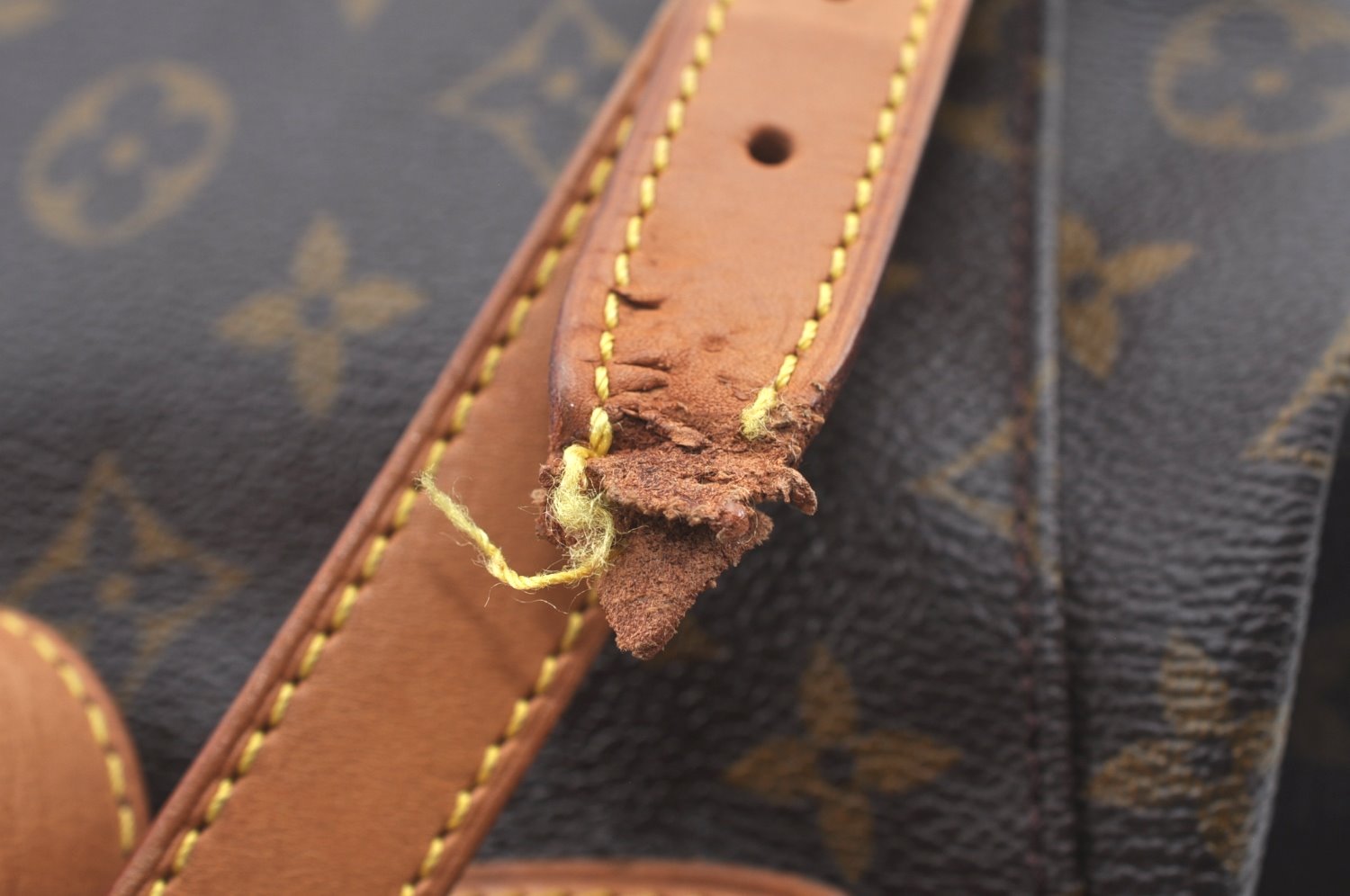 Authentic Louis Vuitton Monogram Montsouris MM Backpack M51136 LV L0424