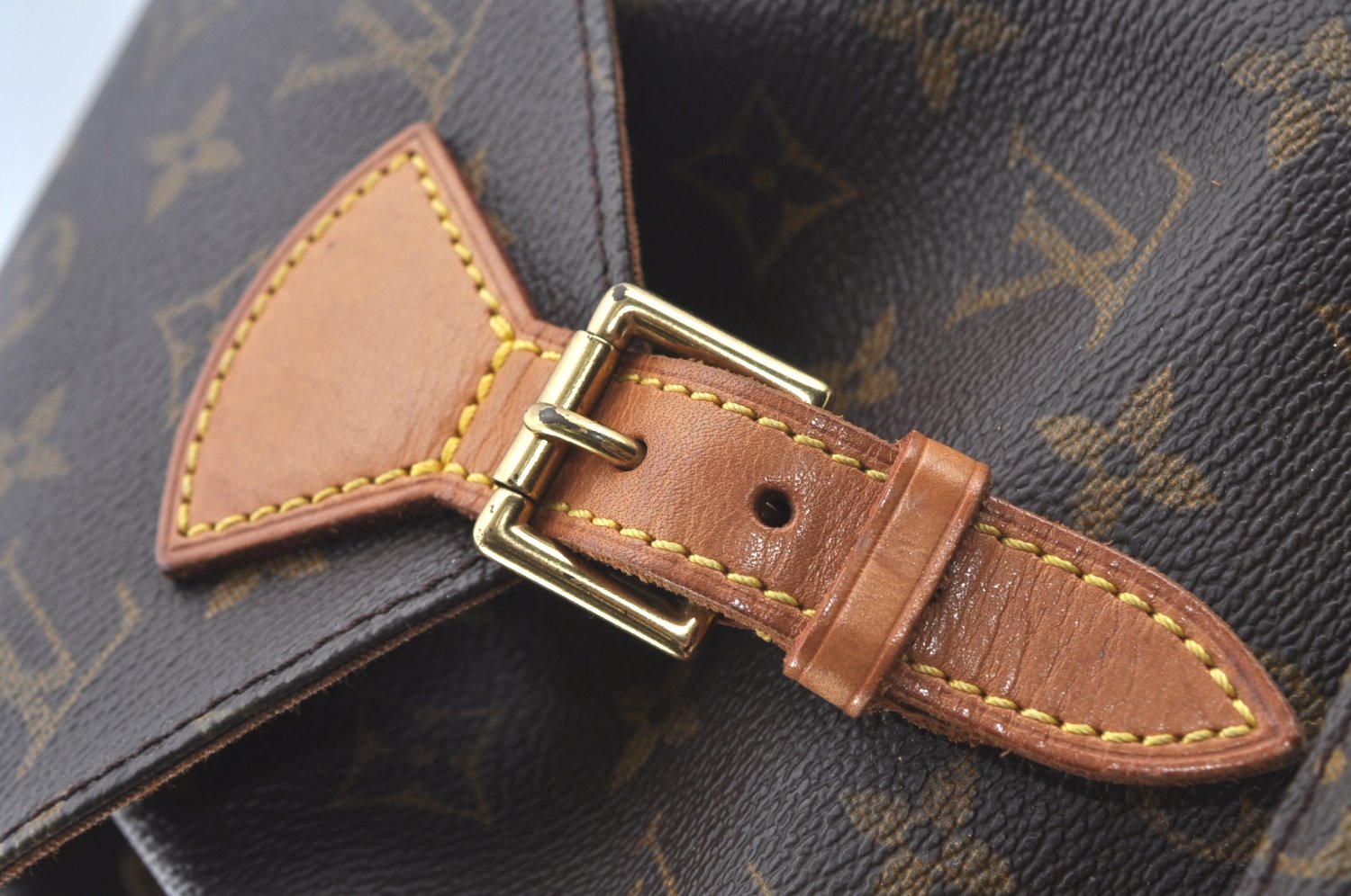 Authentic Louis Vuitton Monogram Montsouris MM Backpack M51136 LV L0424