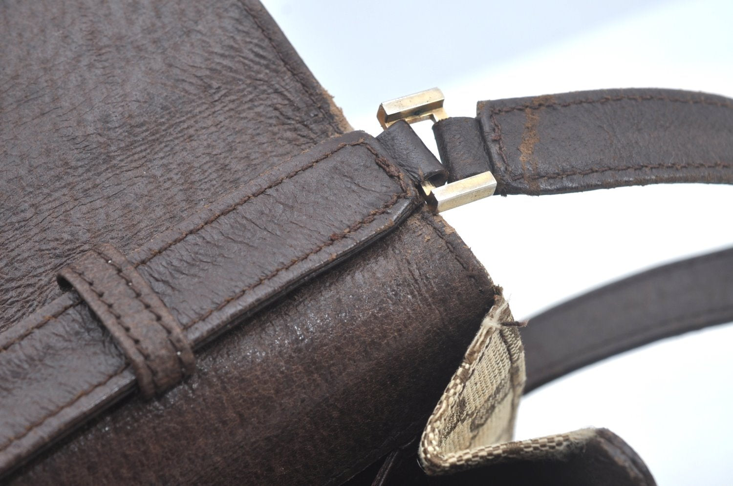 Authentic GUCCI Shoulder Cross Body Bag GG Canvas Leather Brown L0429
