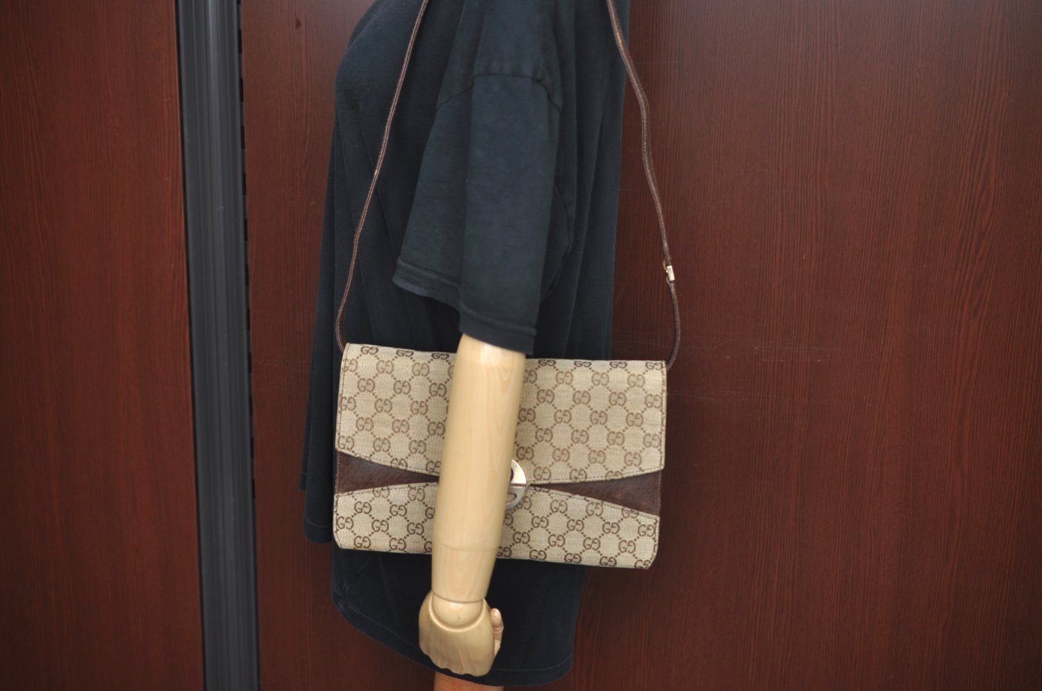 Authentic GUCCI Shoulder Cross Body Bag GG Canvas Leather Brown L0429